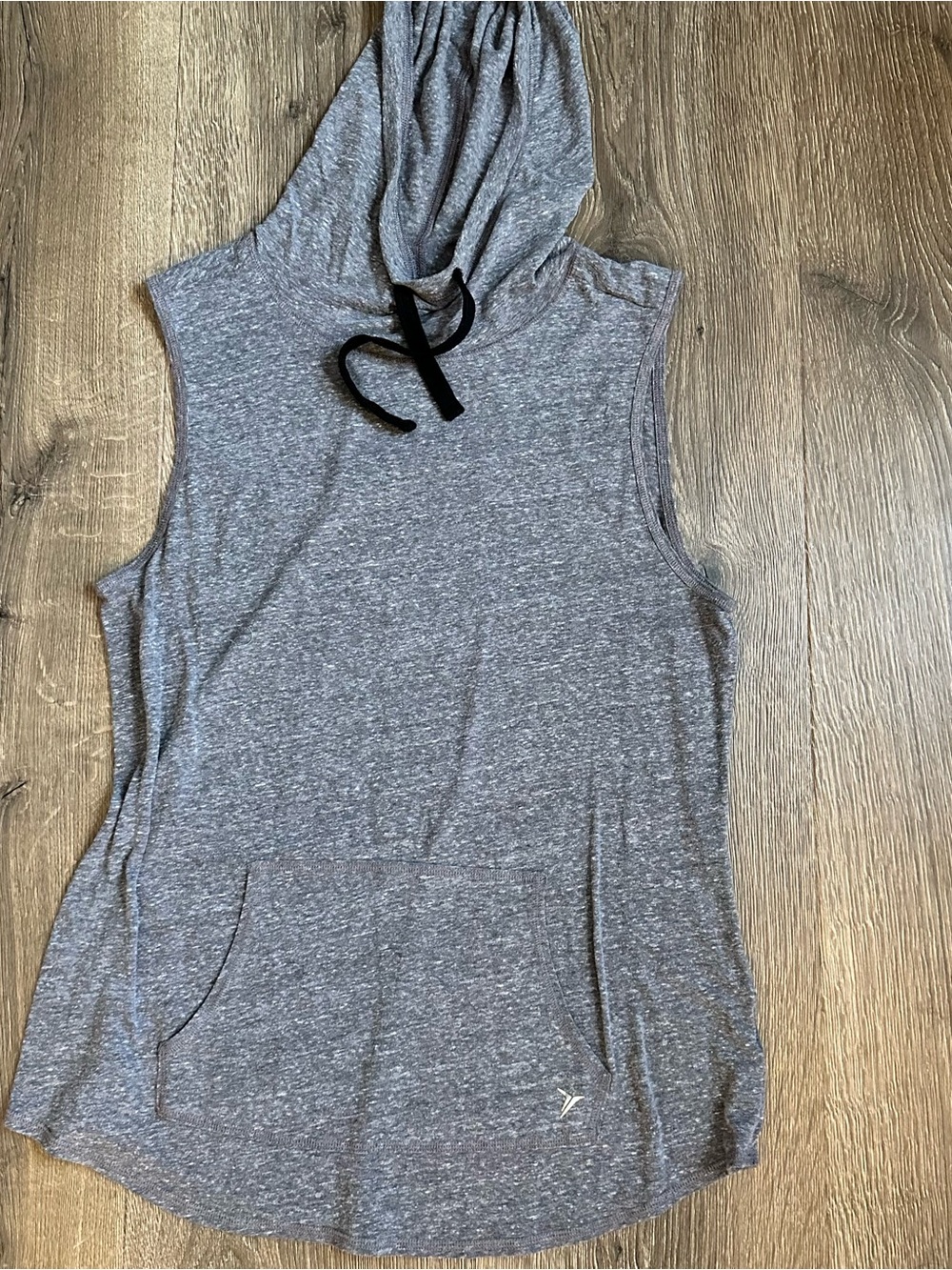 Old Navy Sleeveless Activewear Hoodie Size XL